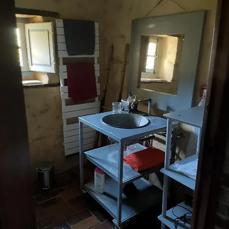 D'hotes La Ferme Du Pre-martin Bed & Breakfast